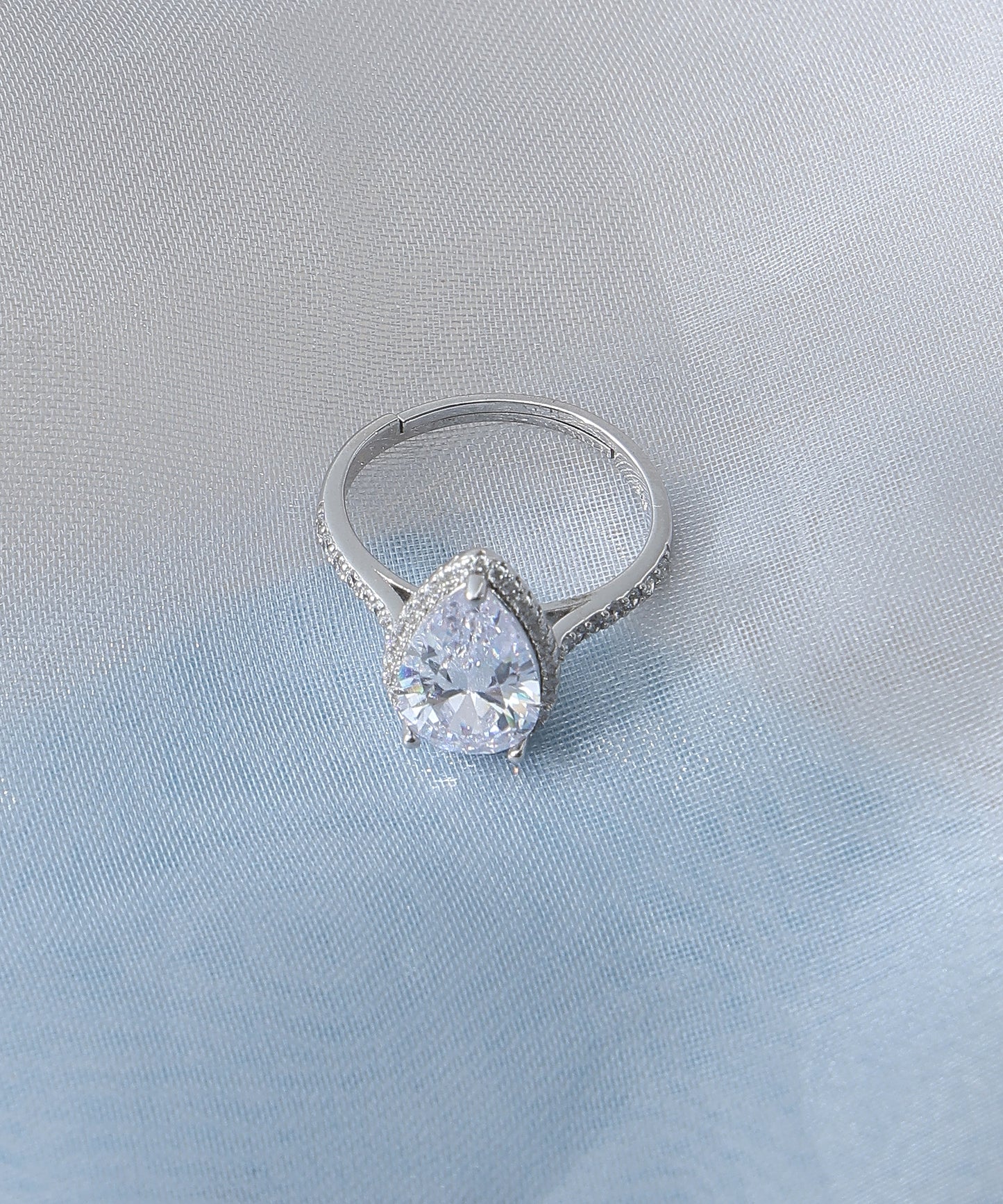 Lume Tear Solitaire Ring