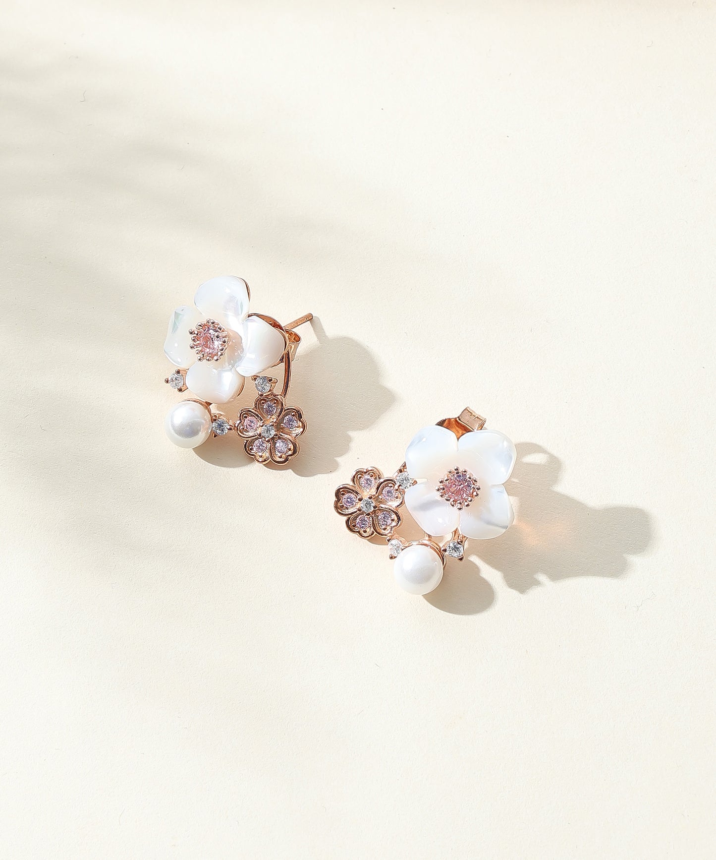White Blossom Jewellery Set