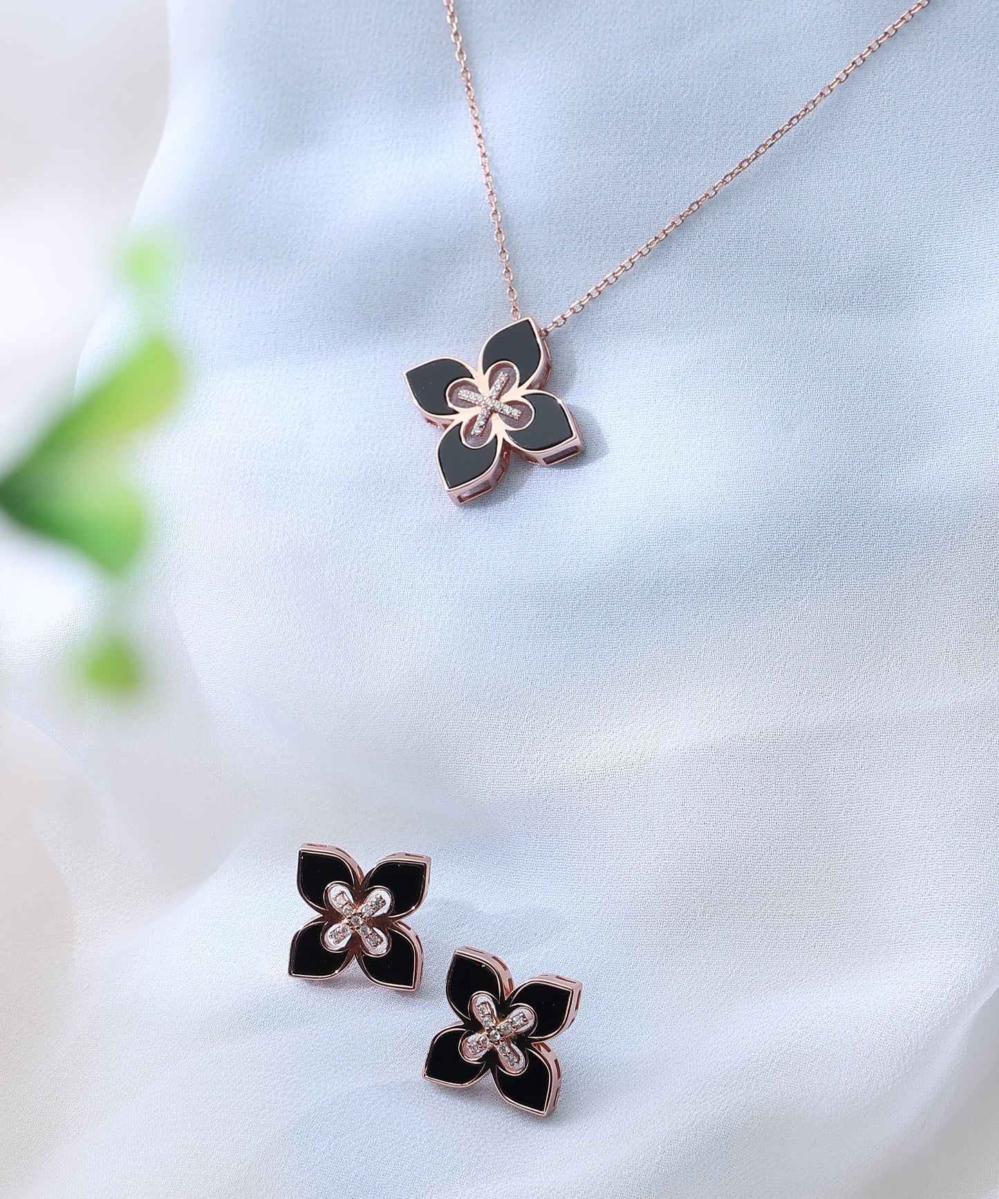 Midnight Bloom Jewellery Set