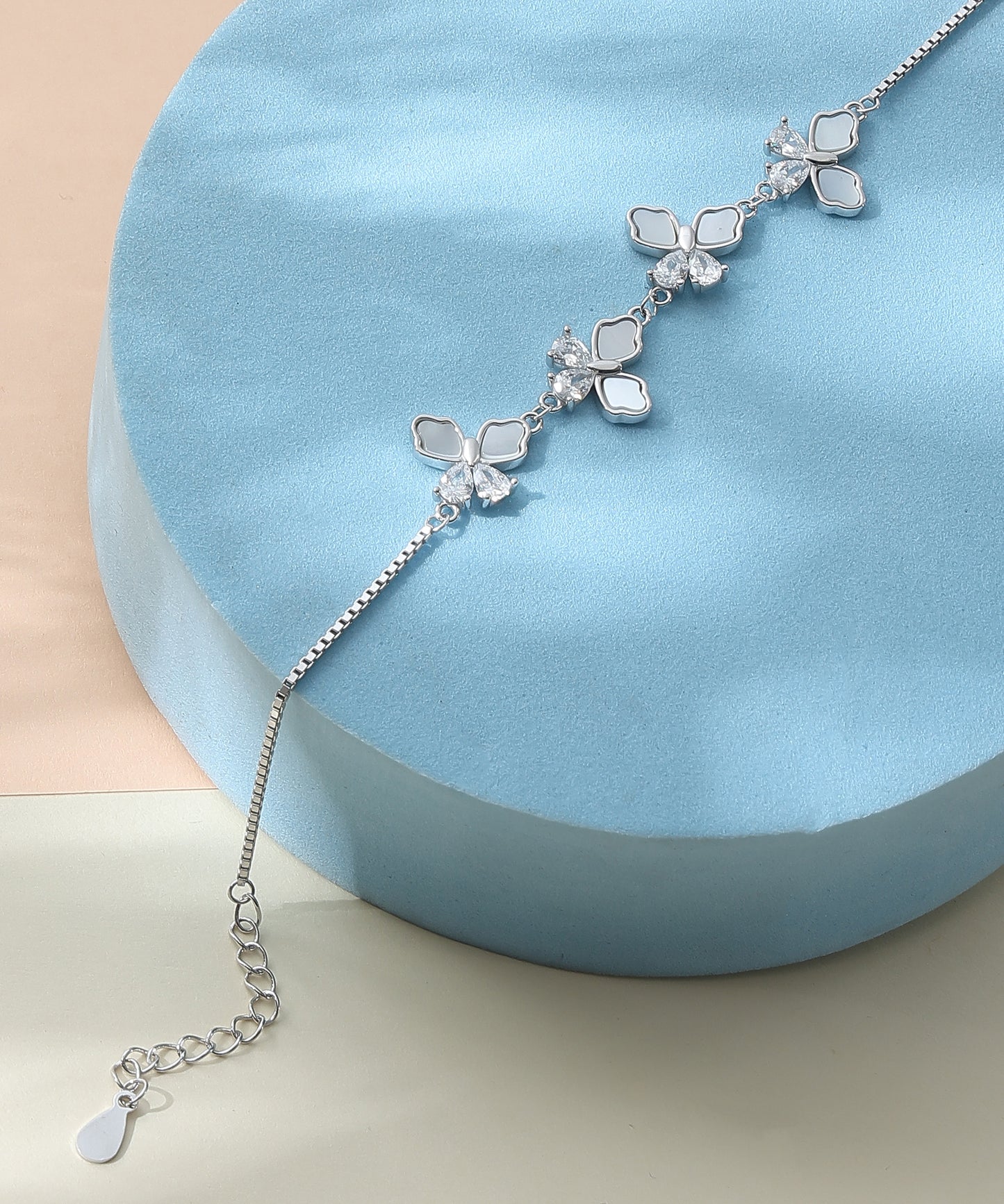 White Blossom Bracelet