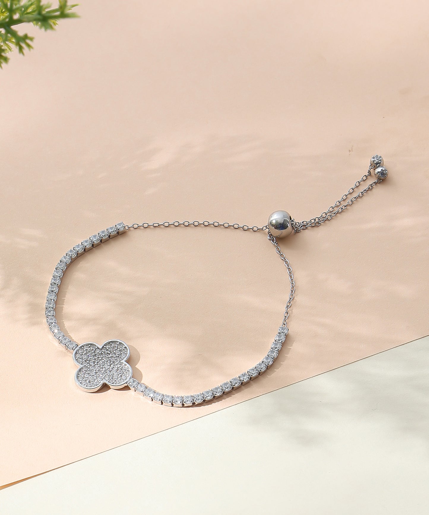 Fortuna Clover Bracelet