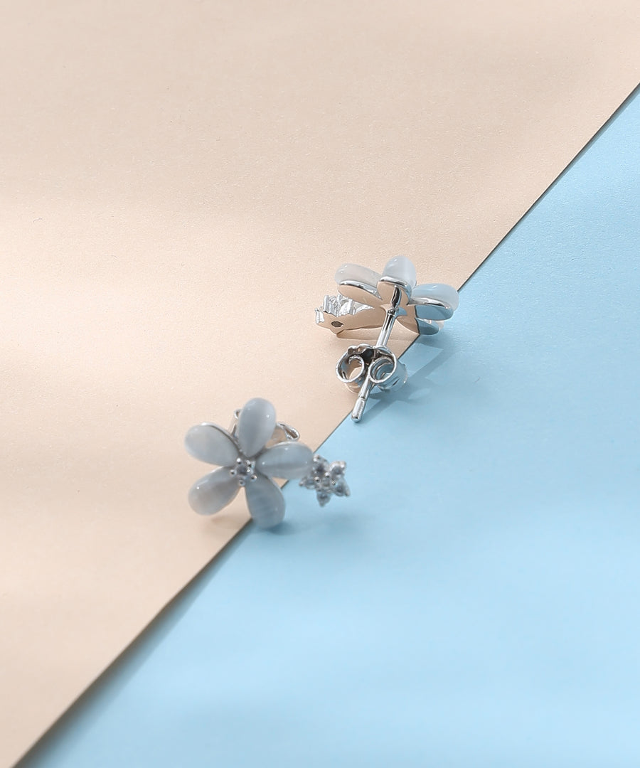 White Bloom Earrings