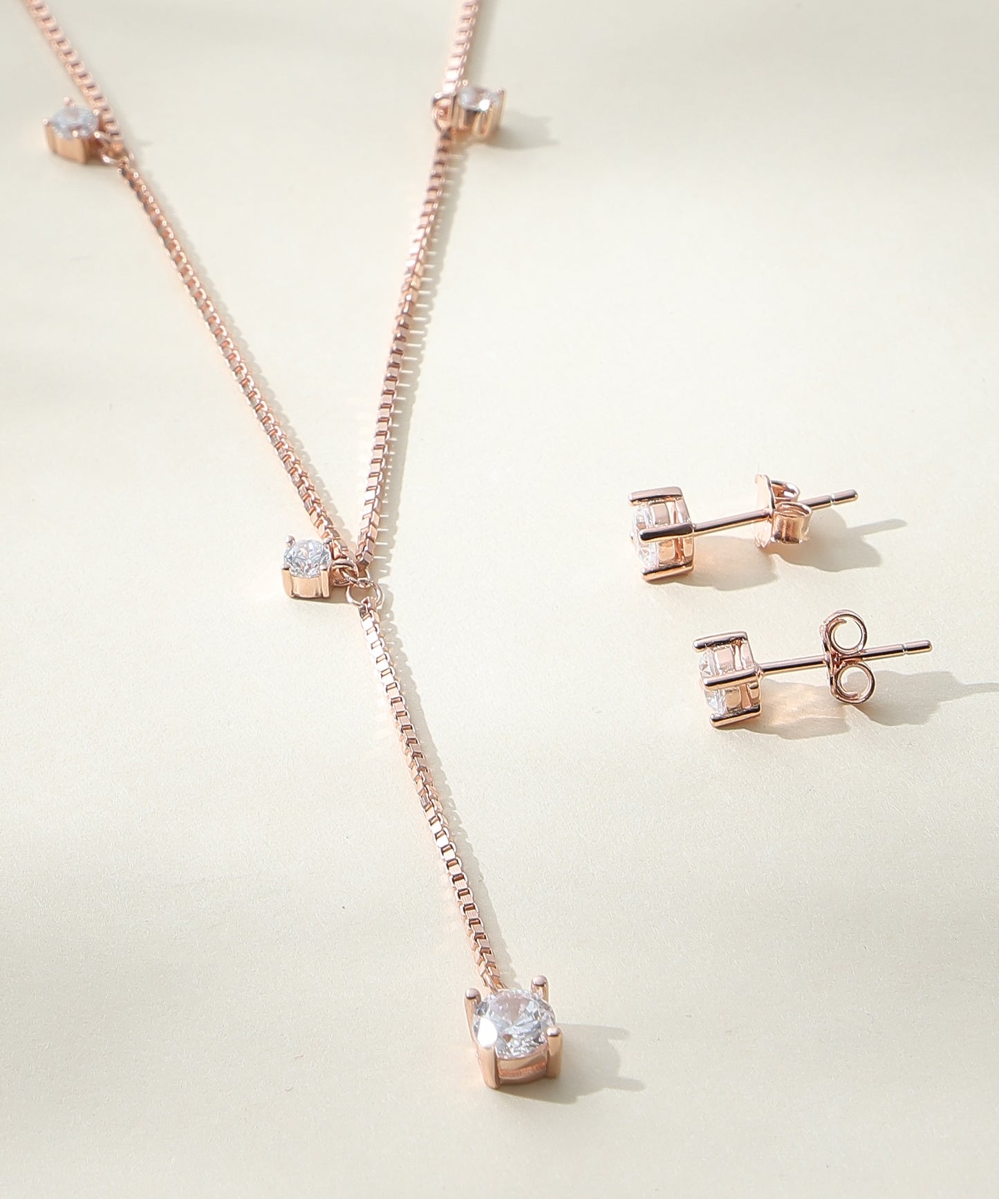 Eternal Pearl Halo Jewellery Set