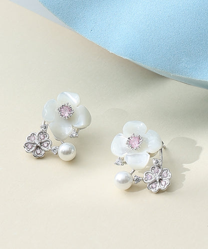 White Floral Pendant Set