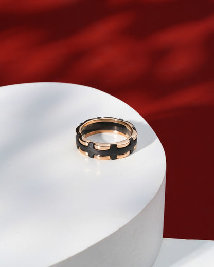 Siora Window Grid Contrast Band Ring | 925 Sterling Silver Black & Rose Gold