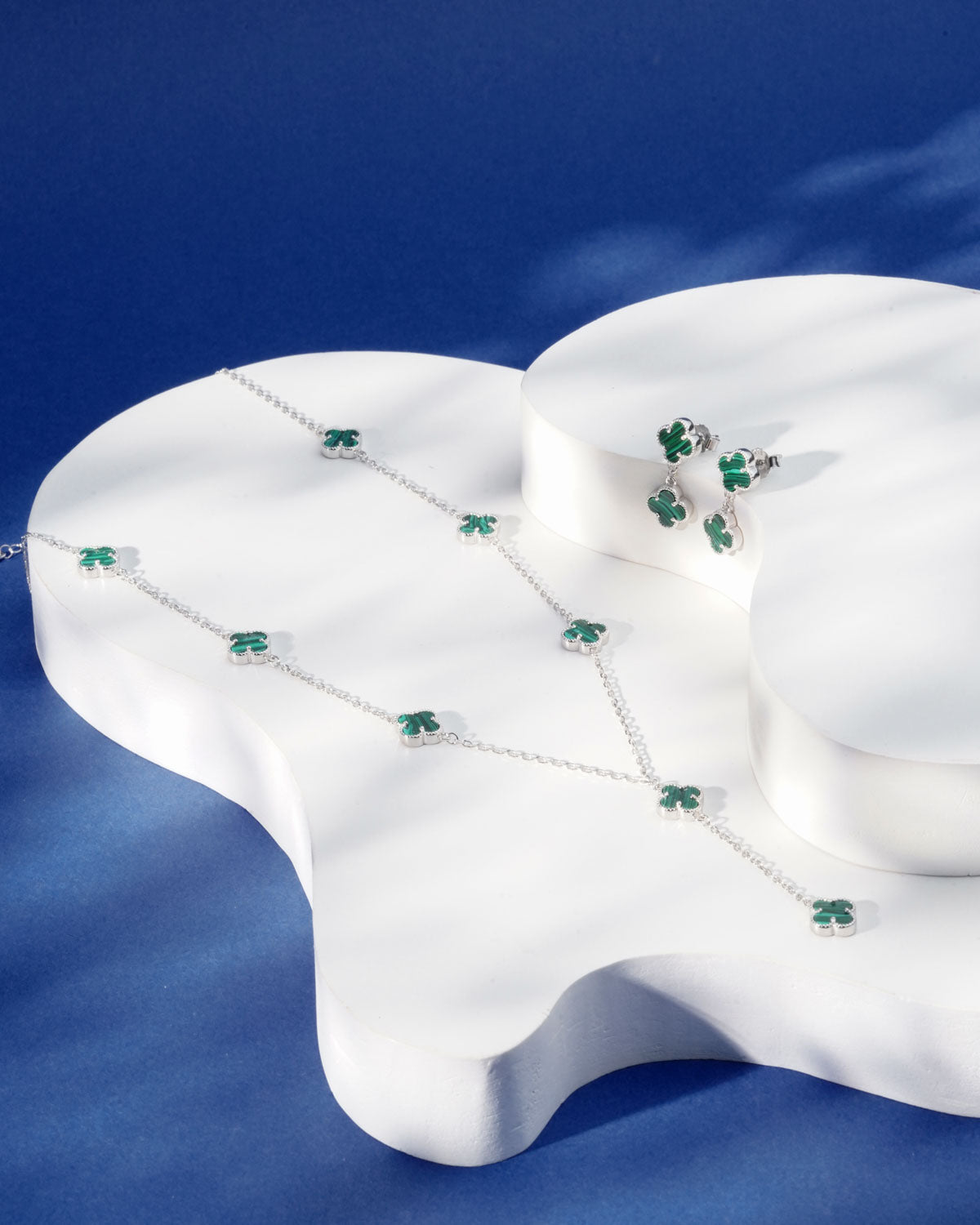 Siora Malachite Clover Complete Jewellery Set | 925 Sterling Silver Rhodium Plated | Necklace + Earrings