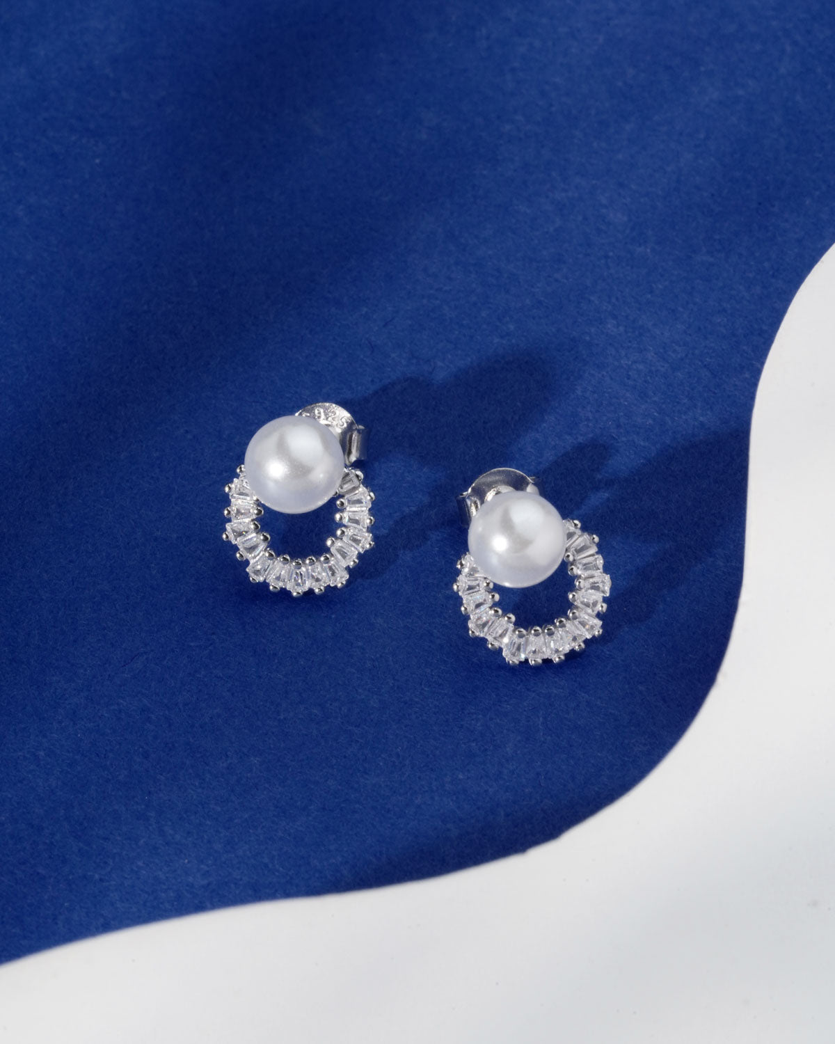 Siora Silver Pearl Arc Jewellery Set | 925 Sterling Silver Rhodium Plated | Necklace + Earrings