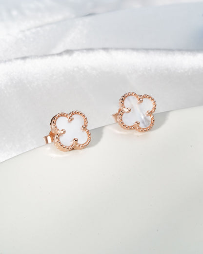 Siora Clover Station Necklace | 925 Sterling Silver Rose Gold MOP