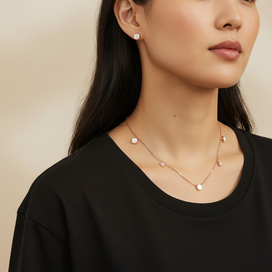 Minimal Pearl Pendant Set